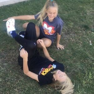 Meet your Posher, Ella